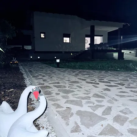 בית נופש Escape *